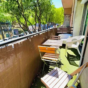 Appartement Beau T3 Neuf Proche Vieux-port A La Place Corderie, Marseille