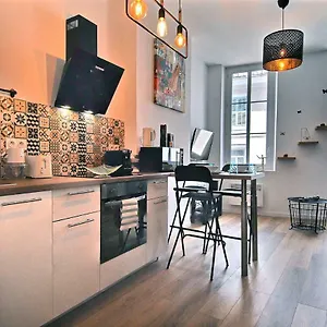 Appartement Neuf Hyper Centre _ Saint Ferreol, Marseille